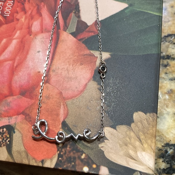 Dainty “Love” bracelet - Picture 11 of 12